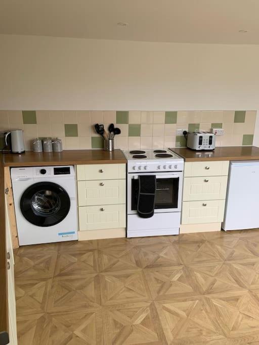 Bryndegwel In Saint Dogmaels, Cardigan- River Views, Free Parking מראה חיצוני תמונה